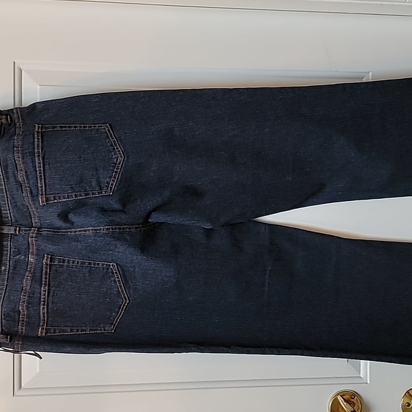 Jones New York Dark Wash Stretch Jeans - Picture 6 of 9